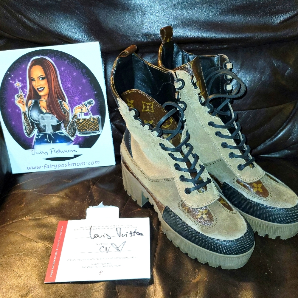 Authentic LV Desert Laureate Boots Size 40